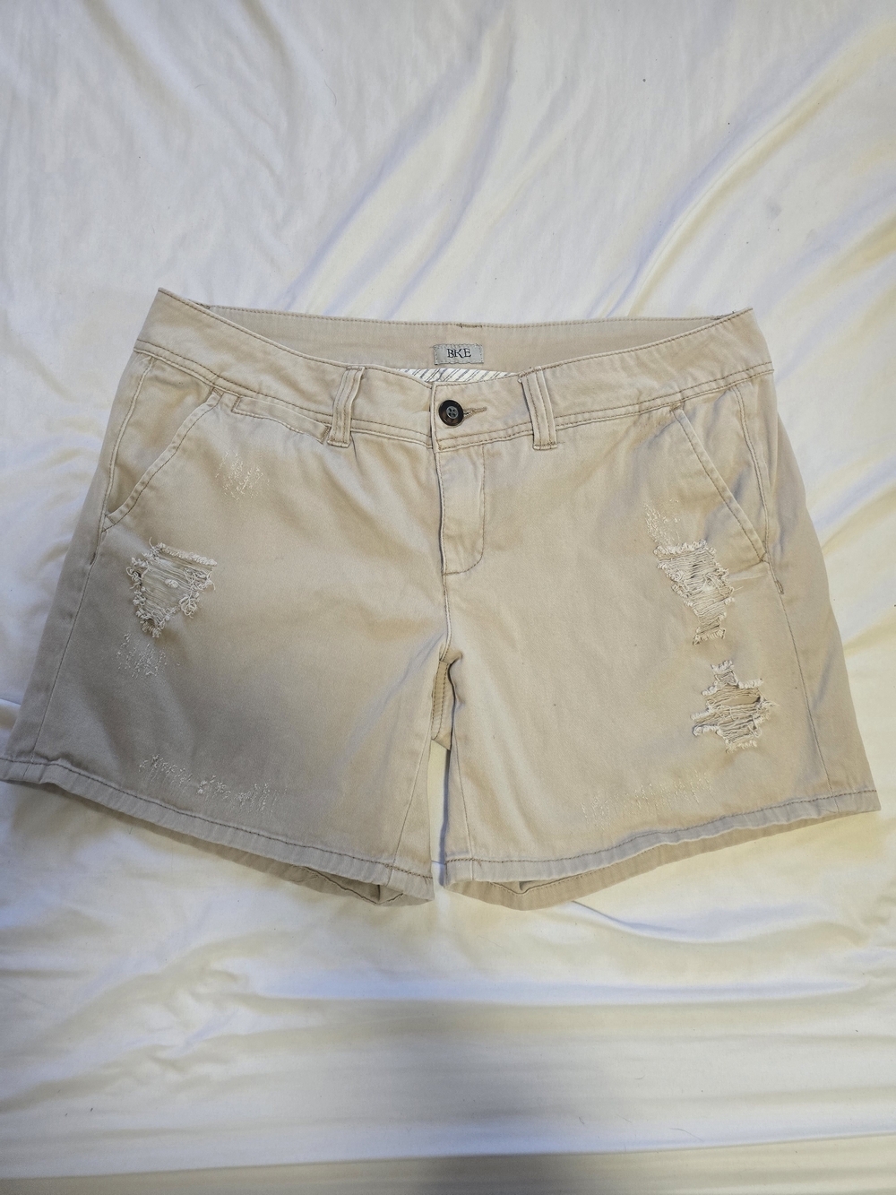 BKE Distressed Beige Chino Shorts Size 31 Stretch Casual Summer